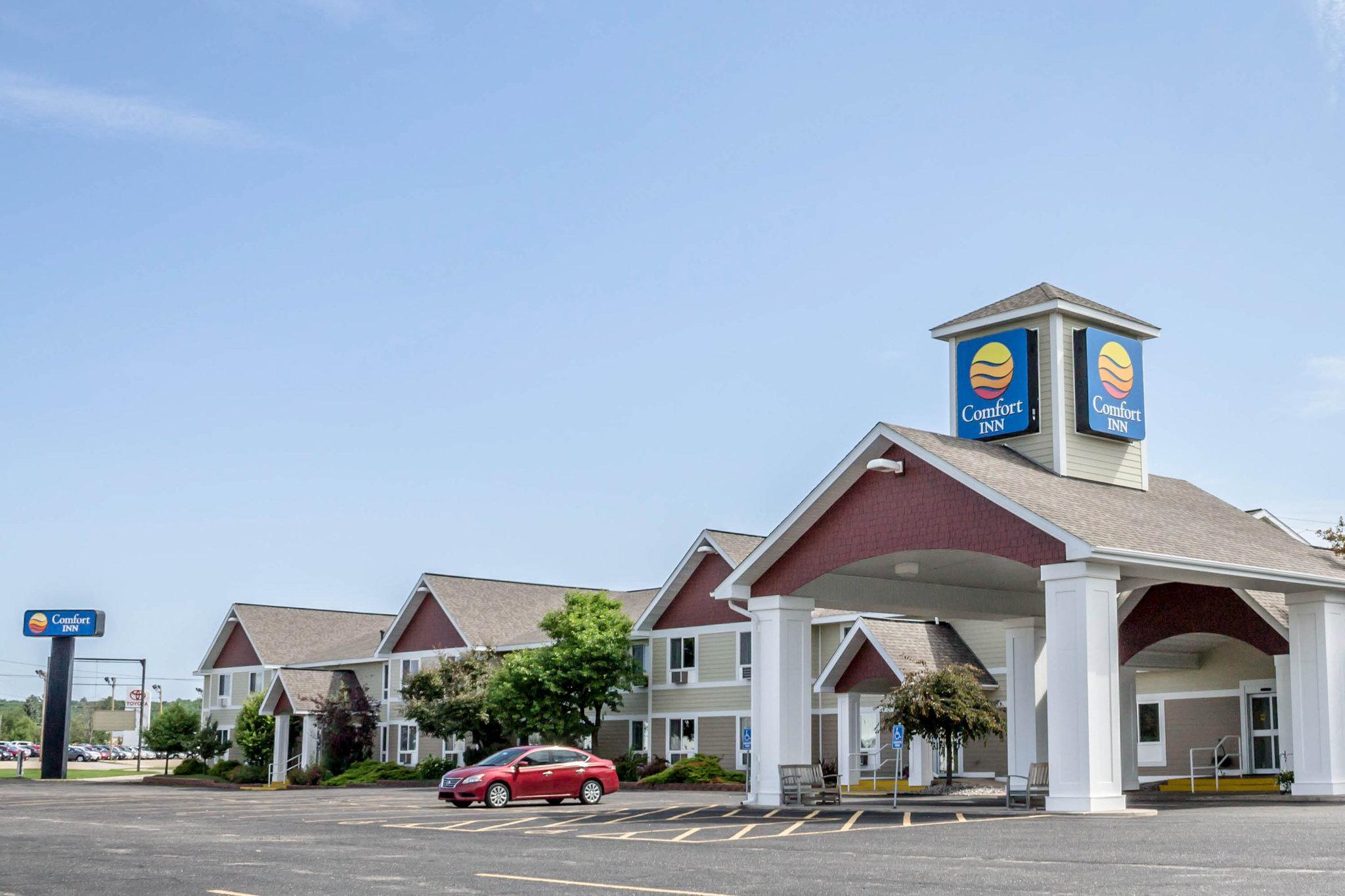 Comfort Inn Iron Mountain Exterior photo