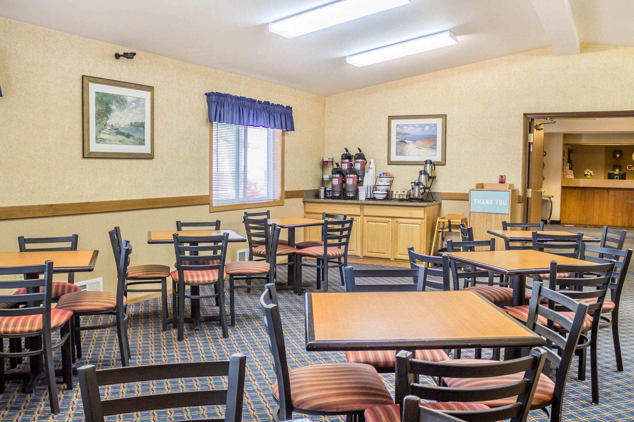 Comfort Inn Iron Mountain Exterior photo