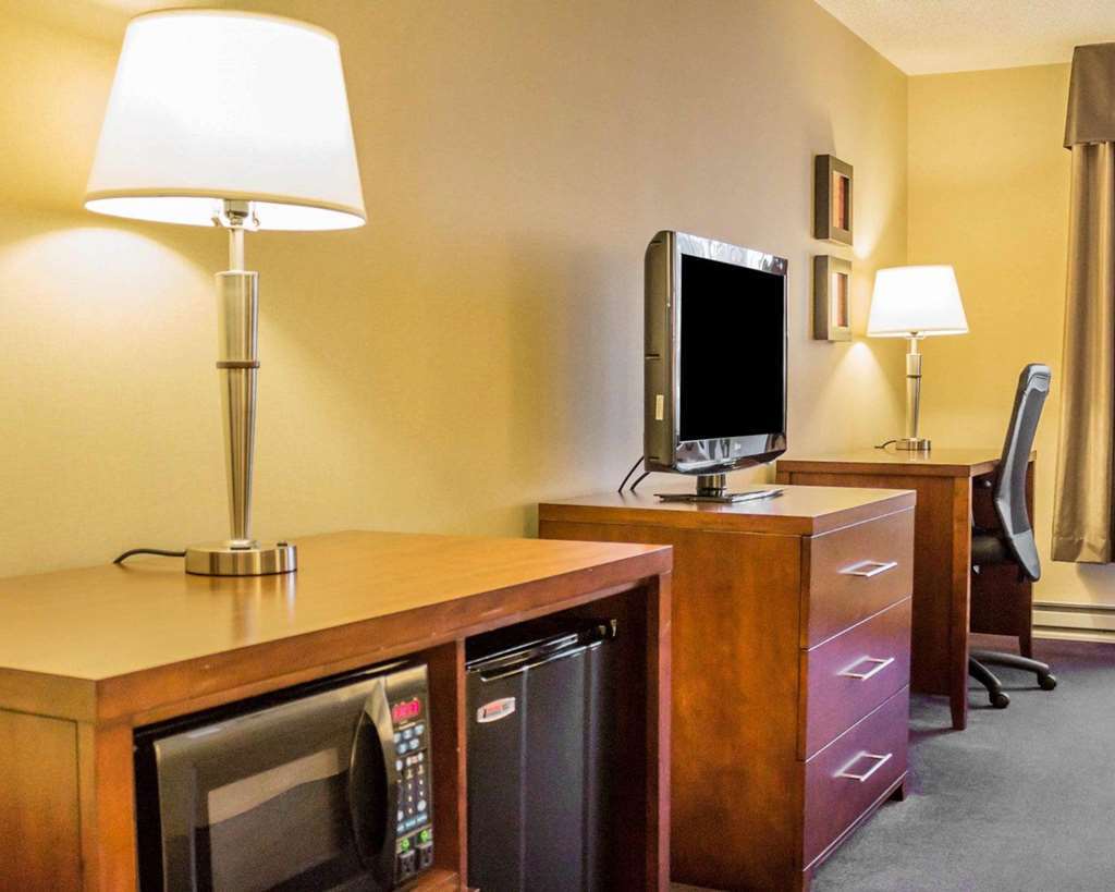 Comfort Inn Iron Mountain Room photo